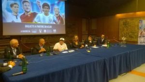 conferenza-con-maradona-roma