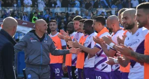 Napoli, continua la festa: Fiorentina battuta 1-0, al Maradona si celebra il terzo scudetto