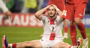 Napoli: Kvaratskhelia rimanda le discussioni sul suo futuro a dopo l’Europeo
