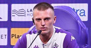 Albert Gudmundsson attende il verdetto per l’accusa di violenza sessuale in patria
