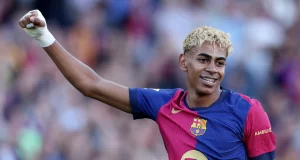 Barcellona: Lamine Yamal rinnova fino al 2031, arriverà a guadagnare 18 milioni di euro l’anno