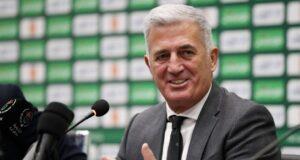 Al Mondiale l’Algeria del CT Petkovic Vladimir Petkovic, CT Algeria