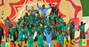 Succede di tutto in finale, la Coppa d’Africa è del Senegal! Lang e Lucca in partenza da Napoli, Malen fa sorridere Gasperini, Hermoso e Celik KO