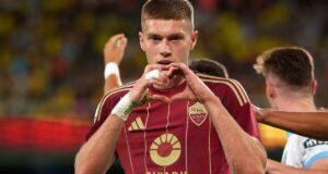 Artem Dovbyk si opera. Conference League, sorteggi playoff: Jagiellonia-Fiorentina. Joao Pedro fa marcia indietro e dice no al Pisa