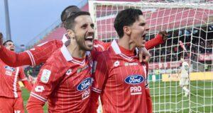 Poker per la promozione e coda incerta: la serie B si prepara al rush finale