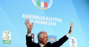 Giovanni Malagò è il nuovo presidente della FIGC, nuove panchine in serie B, Italiano chiama Vlahovic al Besiktas